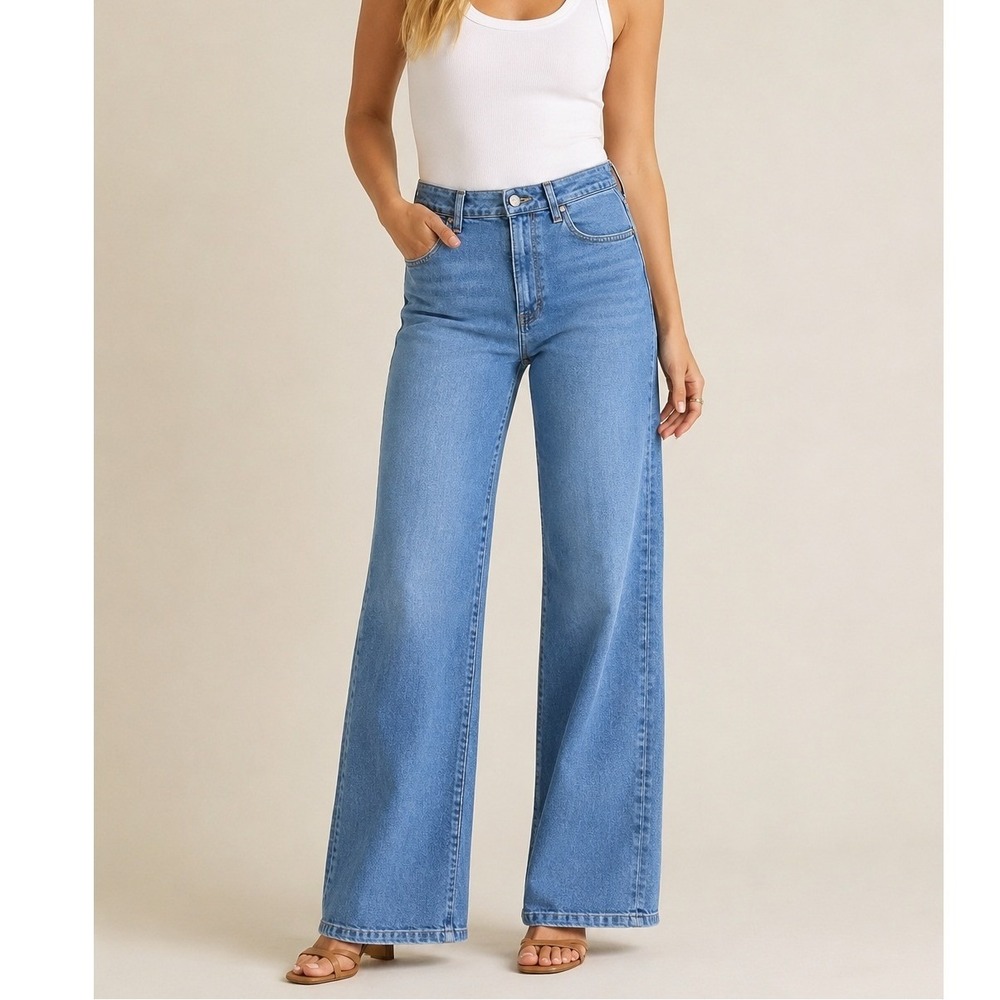 Paige Genesee High Rise Wide Leg Jeans Blue Medium Wash Size 31 Stretch Denim